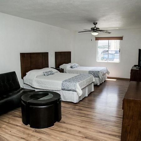 Booking Dioh Monterrey Kültér fotó