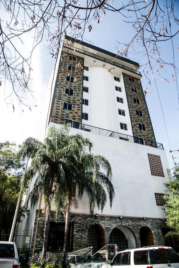 Booking Dioh Monterrey Kültér fotó