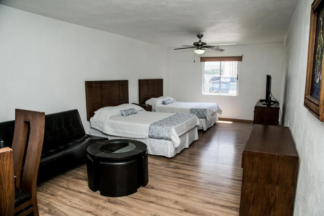 Booking Dioh Monterrey Kültér fotó
