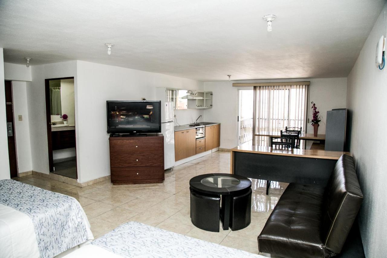 Booking Dioh Monterrey Kültér fotó