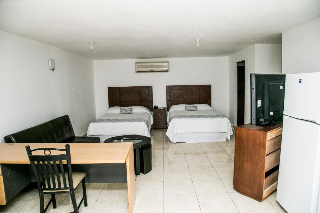 Booking Dioh Monterrey Kültér fotó