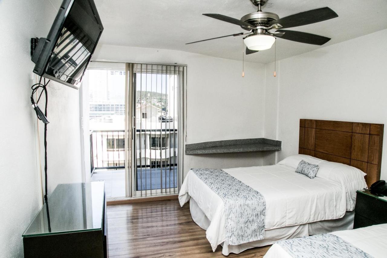 Booking Dioh Monterrey Kültér fotó