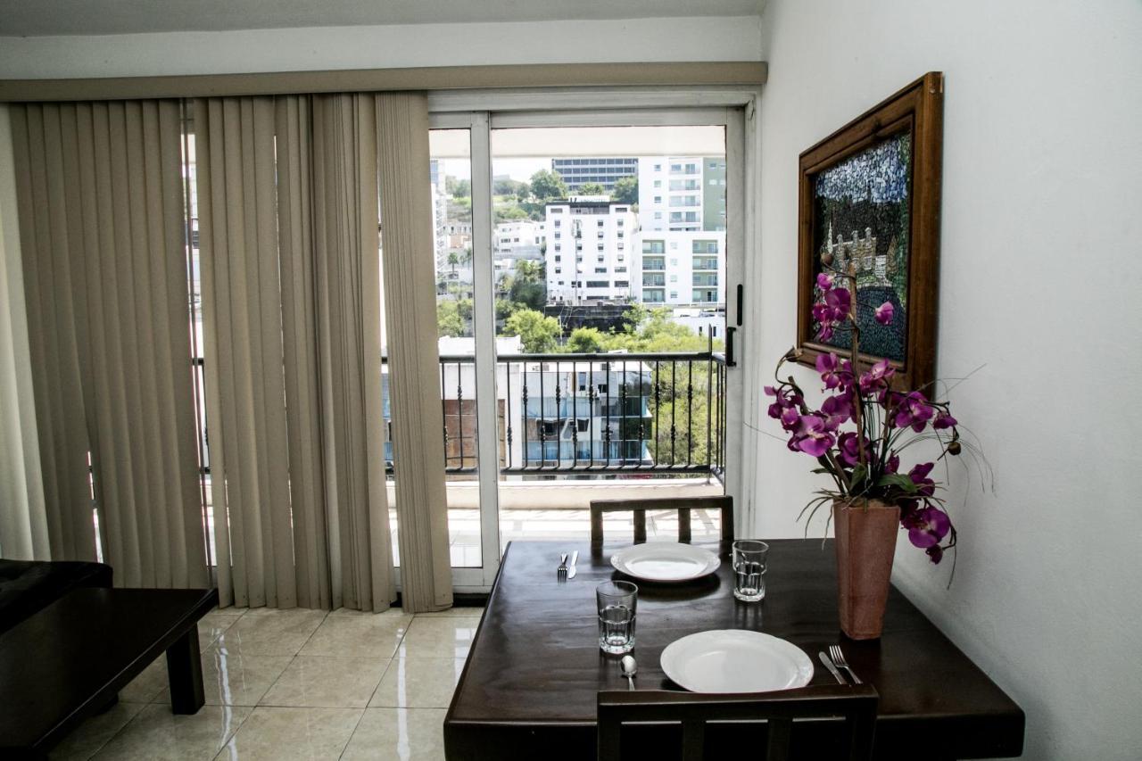 Booking Dioh Monterrey Kültér fotó