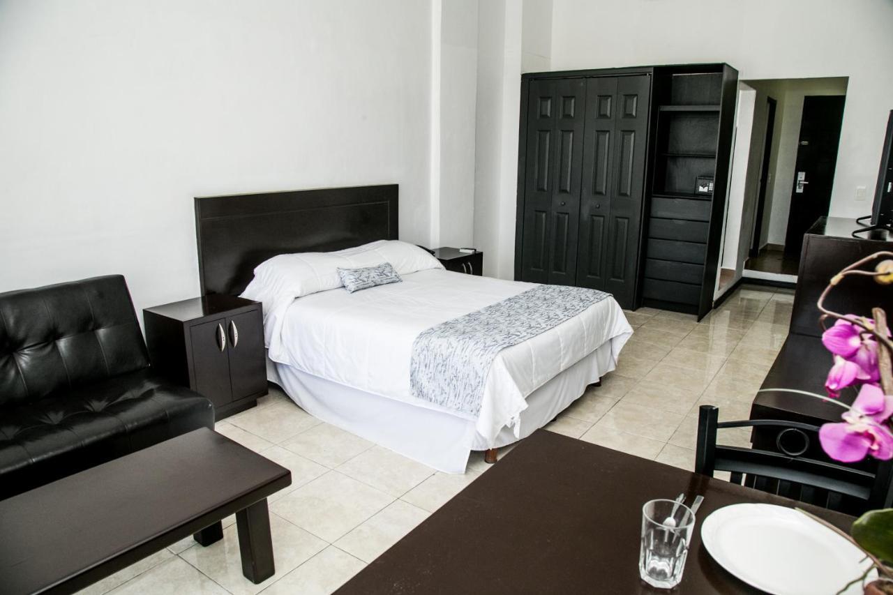 Booking Dioh Monterrey Kültér fotó
