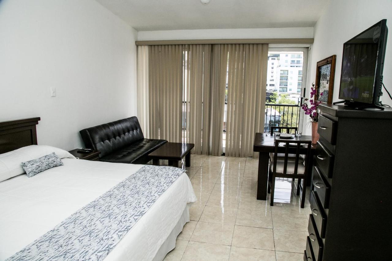 Booking Dioh Monterrey Kültér fotó